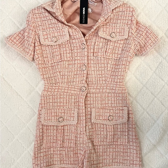 Fashion Nova Tweed Romper with cutout on back
Never Worn
Size M - Picture 2 of 3